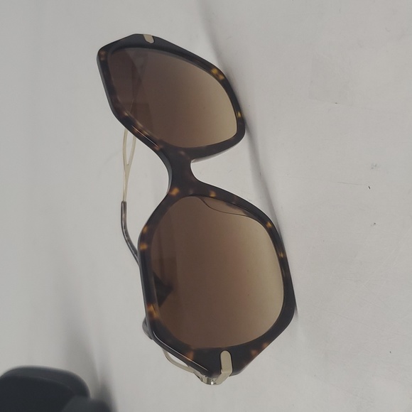 Coach C3445 Sculpted Signature Hexagon Sunglasses DARK TORTOISE (Last One) - Picture 11 of 15